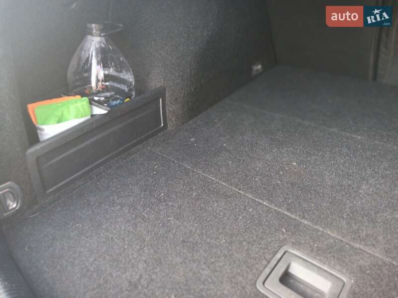 Универсал Volkswagen Passat 2011 в Бродах