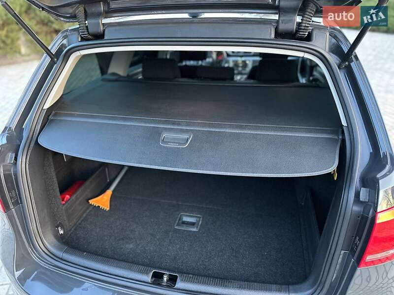 Универсал Volkswagen Passat 2012 в Белой Церкви фото 34 Универсал Volkswagen Passat 2012 в Белой Церкви