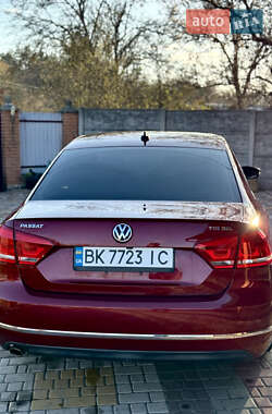 Седан Volkswagen Passat 2014 в 