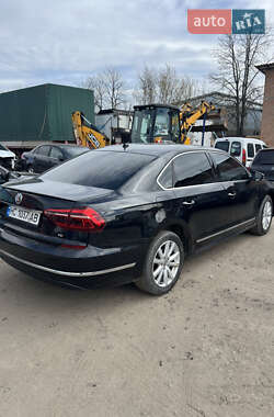 Седан Volkswagen Passat 2017 в 