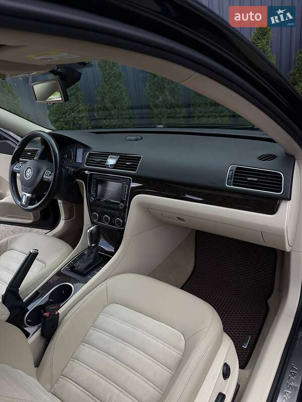 Седан Volkswagen Passat 2013 в Дніпрі