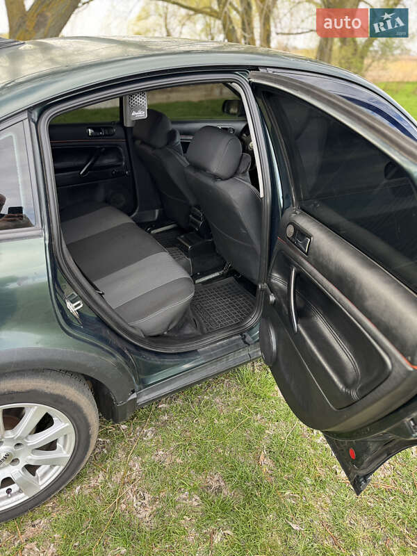 Седан Volkswagen Passat 1998 в Борисполе