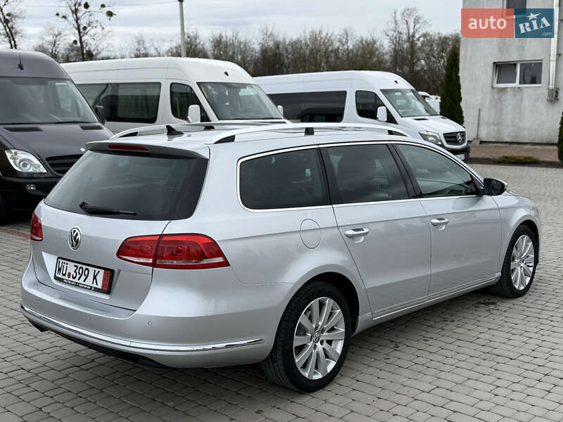 Универсал Volkswagen Passat 2011 в Староконстантинове