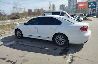 Седан Volkswagen Passat 2014 в 