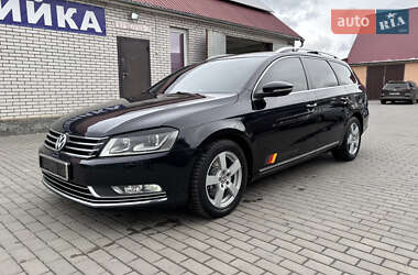 Универсал Volkswagen Passat 2012 в 