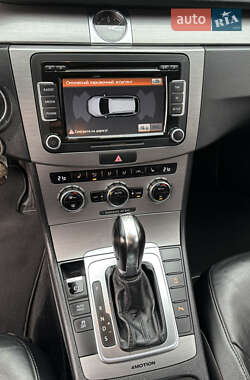 Универсал Volkswagen Passat 2012 в 