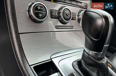 Универсал Volkswagen Passat 2012 в 