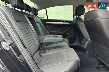 Седан Volkswagen Passat 2021 в 