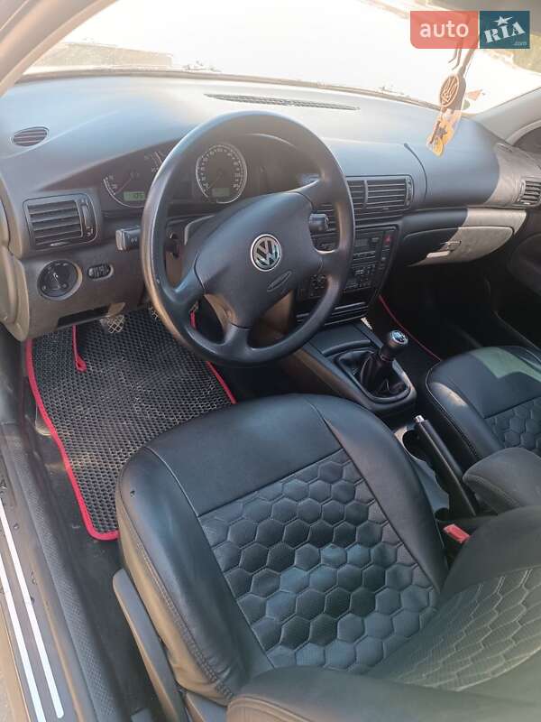 Седан Volkswagen Passat 2002 в Олевске фото 13 Седан Volkswagen Passat 2002 в Олевске