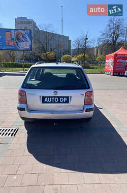 Универсал Volkswagen Passat 2001 в 