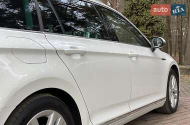 Универсал Volkswagen Passat 2015 в 