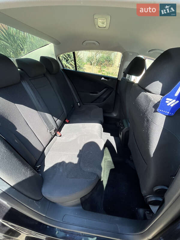 Седан Volkswagen Passat 2008 в Шабо
