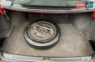 Седан Volkswagen Passat 1993 в 