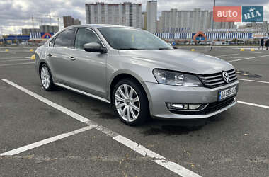 Седан Volkswagen Passat 2013 в 
