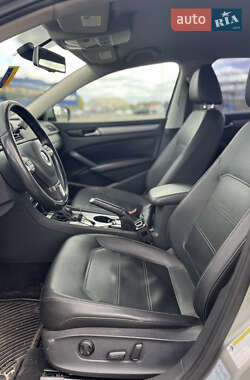 Седан Volkswagen Passat 2013 в 