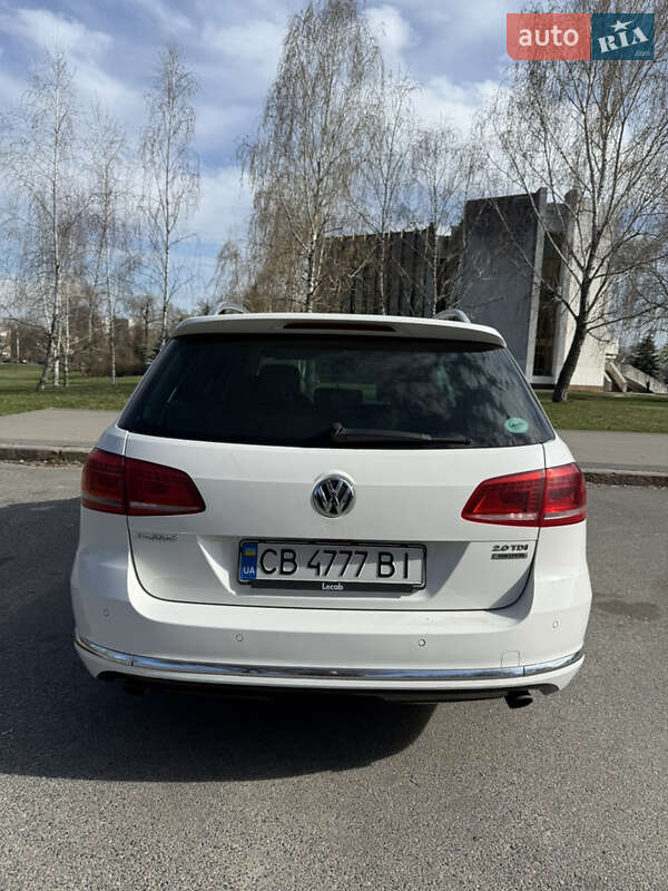 Универсал Volkswagen Passat 2012 в Чернигове