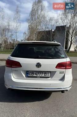 Універсал Volkswagen Passat 2012 в 