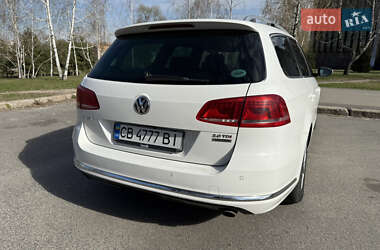 Універсал Volkswagen Passat 2012 в 