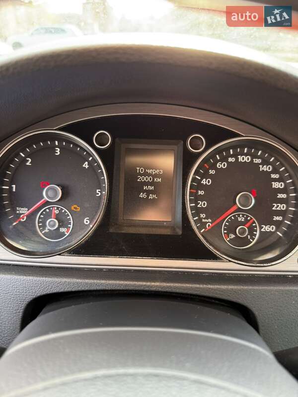 Универсал Volkswagen Passat 2012 в Чернигове