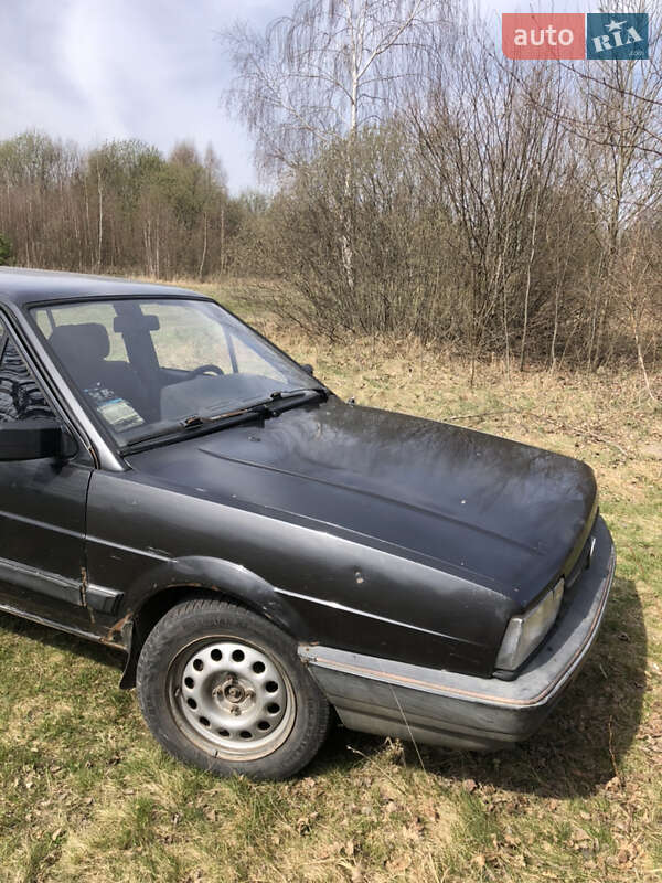 Універсал Volkswagen Passat 1988 в Костопілі