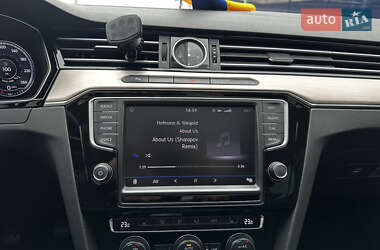Універсал Volkswagen Passat 2015 в 