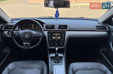 Седан Volkswagen Passat 2011 в 