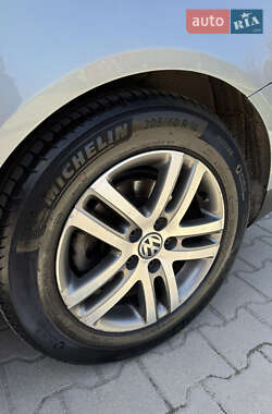 Універсал Volkswagen Passat 2008 в 