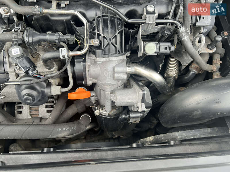 Седан Volkswagen Passat 2010 в Дрогобыче