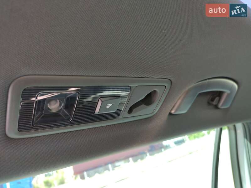 Універсал Volkswagen Passat 2015 в Ковелі