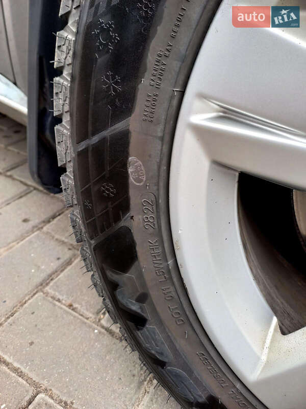 Седан Volkswagen Passat 2015 в Сарнах