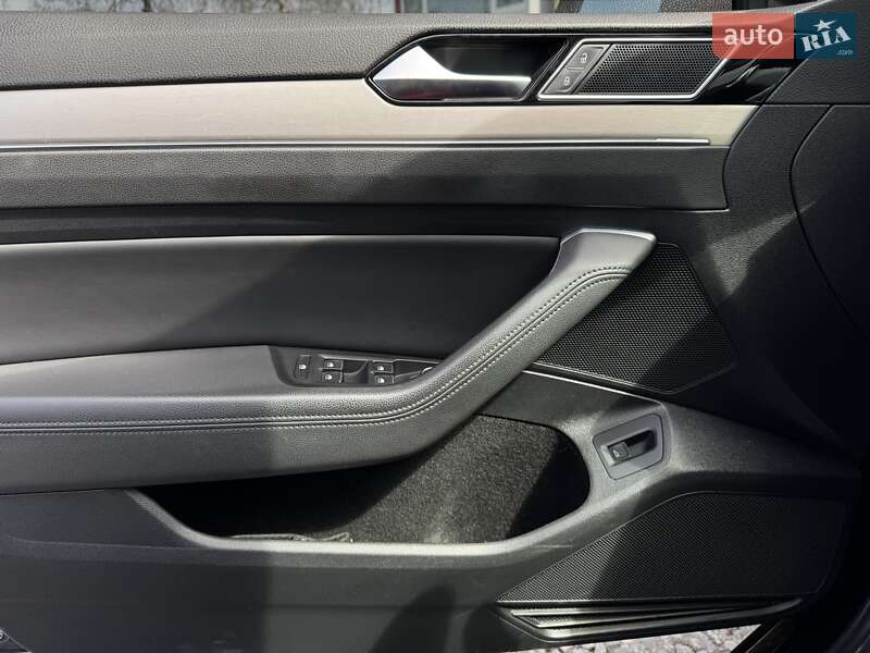 Седан Volkswagen Passat 2018 в Гадяче фото 15 Седан Volkswagen Passat 2018 в Гадяче