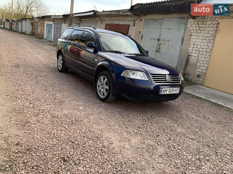 Универсал Volkswagen Passat 2002 в 