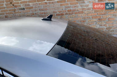 Седан Volkswagen Passat 2013 в 