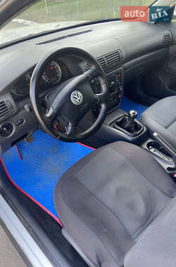 Универсал Volkswagen Passat 2005 в 