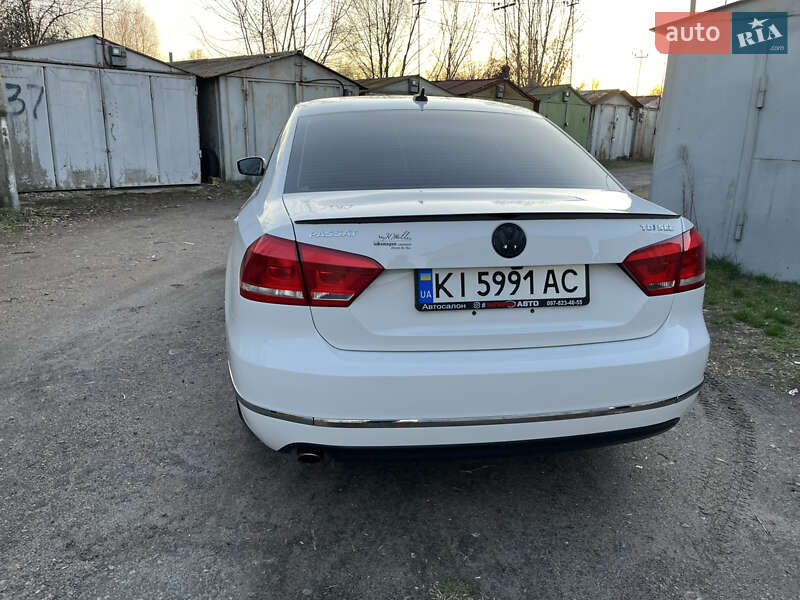 Седан Volkswagen Passat 2013 в Василькові