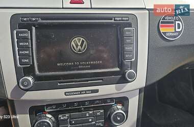 Універсал Volkswagen Passat 2010 в 