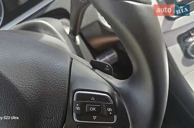 Універсал Volkswagen Passat 2010 в 