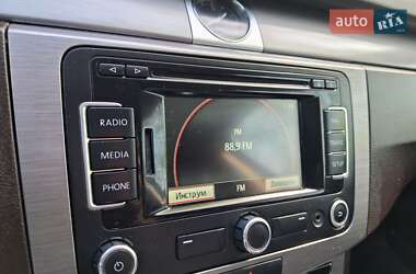 Універсал Volkswagen Passat 2013 в 