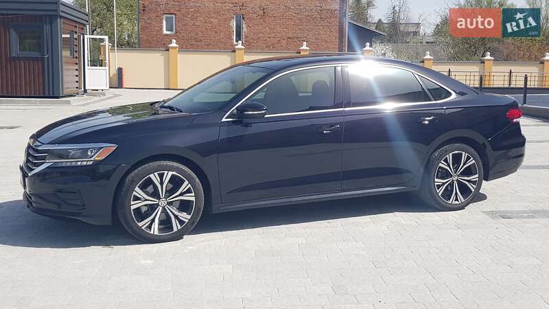 Седан Volkswagen Passat 2021 в Городке