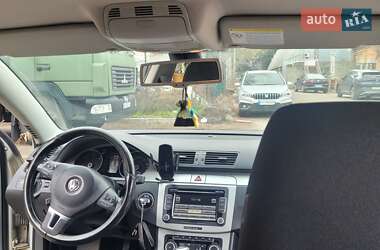 Универсал Volkswagen Passat 2010 в Киеве