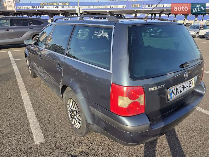 Універсал Volkswagen Passat 2002 в Києві