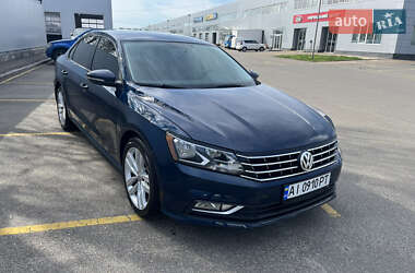 Седан Volkswagen Passat 2017 в 