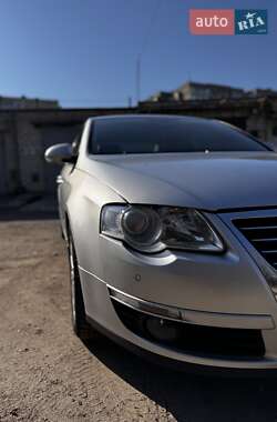 Седан Volkswagen Passat 2005 в 