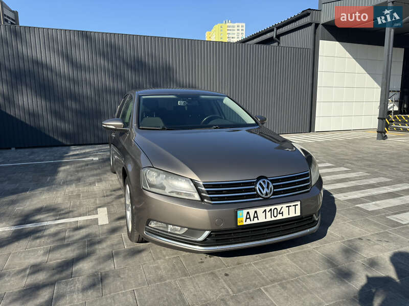 Седан Volkswagen Passat 2011 в Киеве фото 3 Седан Volkswagen Passat 2011 в Киеве