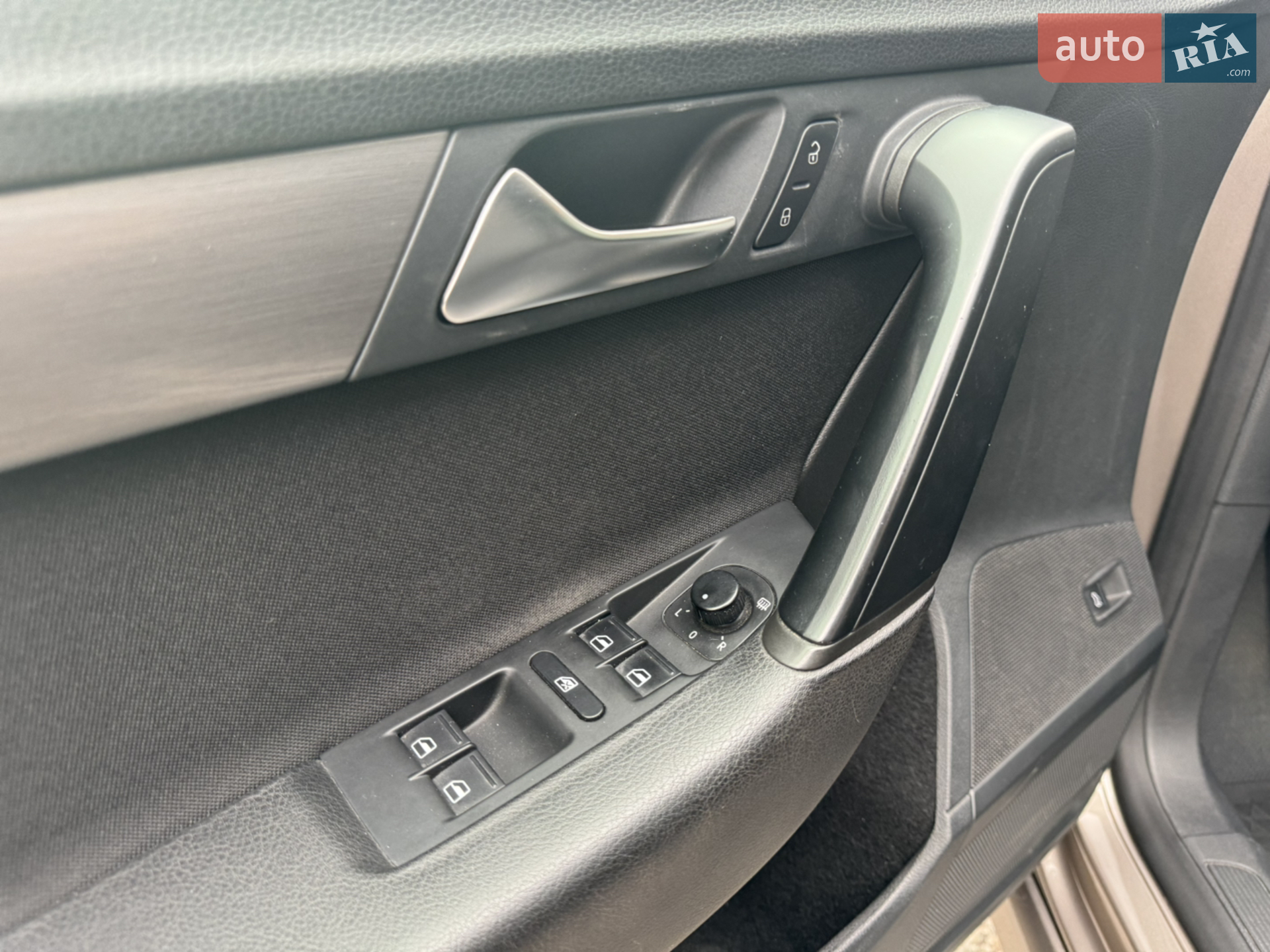 2011 Volkswagen Passat - мініатюра 17