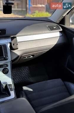 Седан Volkswagen Passat 2005 в 