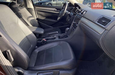 Седан Volkswagen Passat 2013 в 