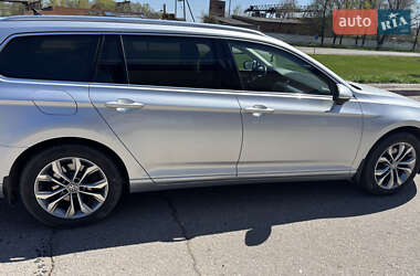 Универсал Volkswagen Passat 2015 в 
