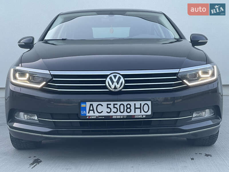 Седан Volkswagen Passat 2018 в Луцке