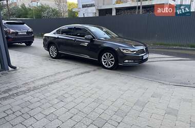 Седан Volkswagen Passat 2018 в 